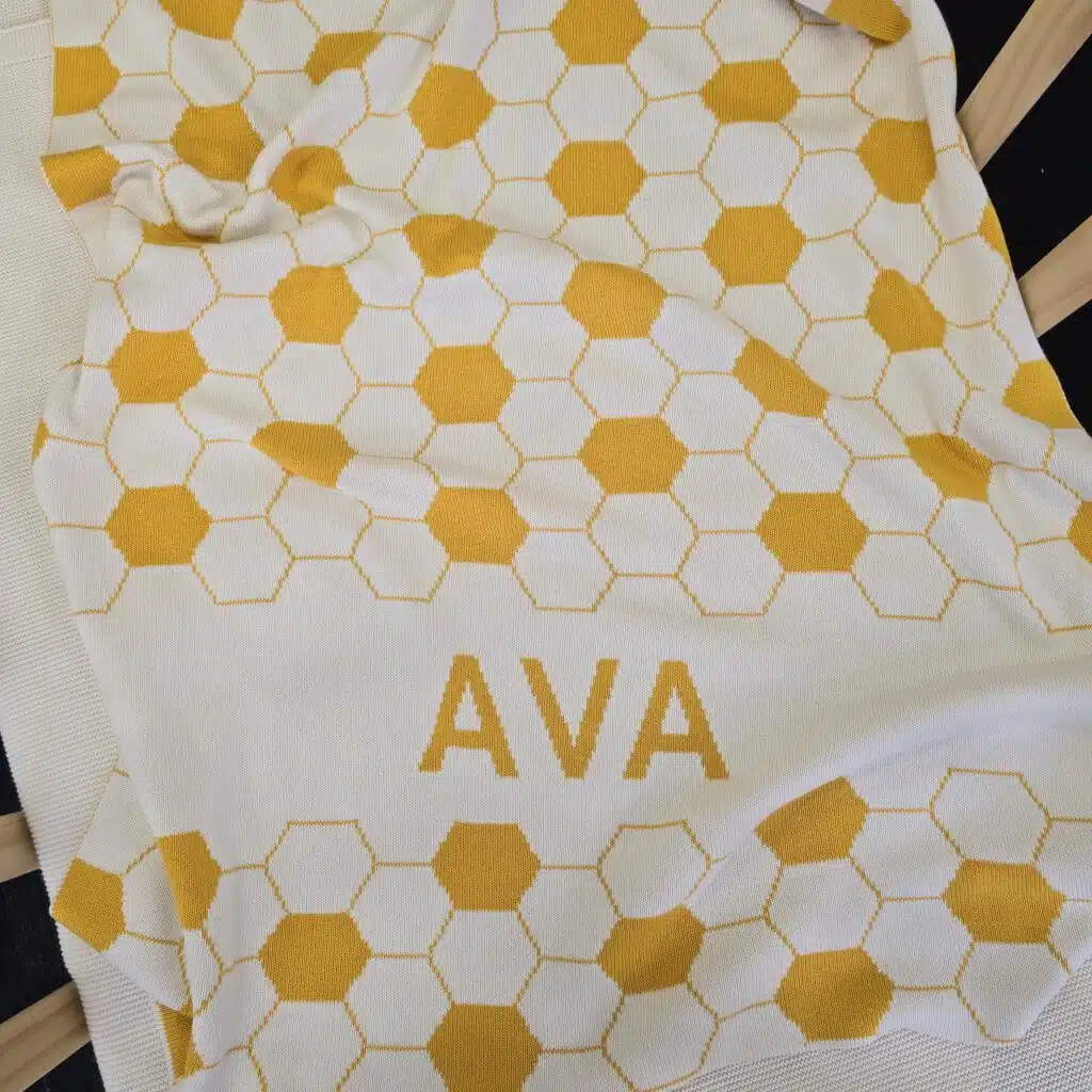 Manta Personalizada em Padrão Favo de Mel